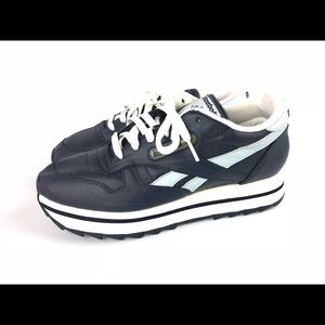 Reebok 90s vintage platform old school sneakers 9